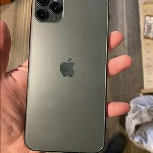 iPhone 11 Pro Max midnight green